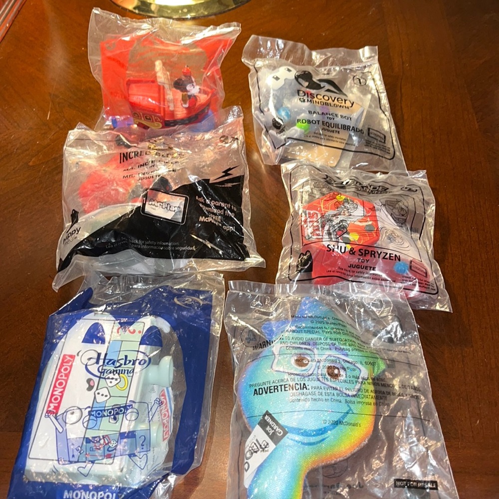 Mixed lot (6) McDonalds toys, new in plastic